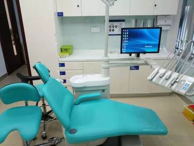 楚雄拜博口腔“圓夢(mèng)大學(xué)捐贈(zèng)儀式”啟動(dòng)，用專業(yè)診療守護(hù)青春笑容